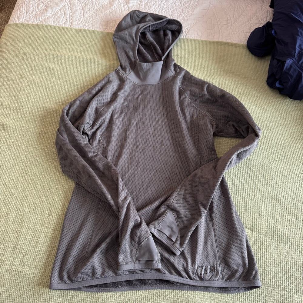 Mountain Hardwear Airmesh hoodie